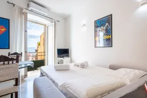 Central Cagliari Apartment with Sea View - Image 5