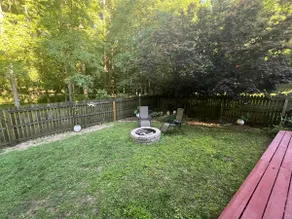 Studio apartment near hiking trails. - Image 4