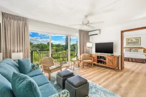 Oceanview Modern Suite with NEW A/C Steps to Beach - Image 2