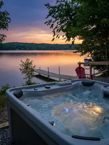 The Loons' Nest: Lakefront oasis w/ hottub - Image 2