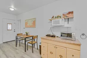 Red Mtn Casita-Private Backyard, King Bed, Kitchen - Image 5