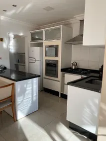 Well-furnished apartment - Image 4