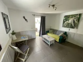 Tranquil stay, fab heated pool & large terraces - Image 5