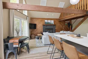 Poconos Fall Retreat-Indoor Pool! Sleeps 8 - Image 2