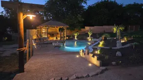 At Laurette's - Image 2