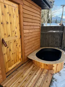 Cozy Mountain Suite + Sauna & Cold Plunge - Image 5