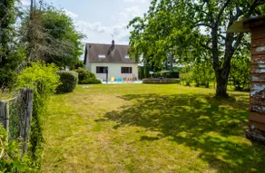 House with pool surrounded by nature - Image 5