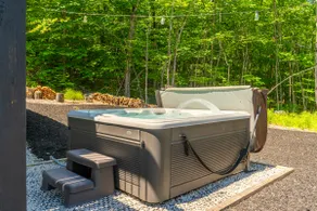Ski Castle-Hot Tub-Sauna-Views-Pond-Sleeps 14-EV - Image 4