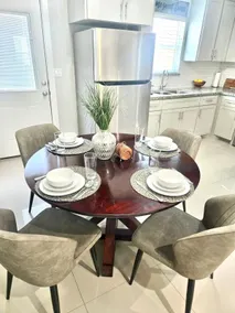 Gated, elegant condo w/yard•Walk to dining & shops - Image 3