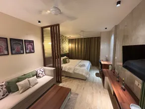 Plumex GreenDot- 1BR Luxury Apartment- City Center - Image 3