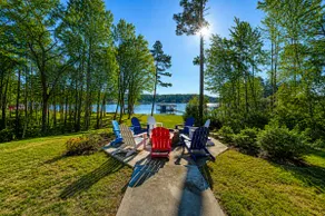 Sprawling 5BR Lakefront Dog Friendly | Hot Tub - Image 3