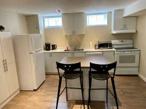 Charming 2-BDR Apt | Private Entry | Self Check-in - Image 5