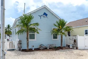 W15 - 3 bed, 2 bath Caribbean Bungalow with Dockag - Image 4