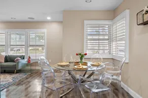 SALE Arcadia – Private 3B Single House with YARD - Image 4