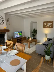 La Villa Boisée, quiet, close to the sea, spa - Image 4