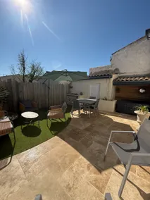 La Villa Boisée, quiet, close to the sea, spa - Image 3