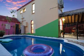 “Encanto House” Mackay. Pool, Beach, Fun - Image 3
