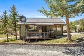 Blue Spruce Cabin - Image 2