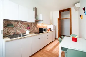 Apartment in the heart of Pavia - Image 5
