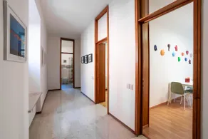Apartment in the heart of Pavia - Image 3