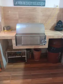 Roomy Beach Home: BBQ & Fire Place 12 people - Image 3