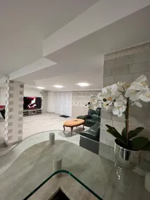 Villa far from the city in peace - Image 2