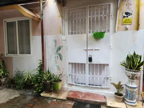 Furnished Studio with Private Bath Tub - Image 4