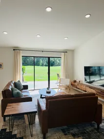 Newly Renovated Home with Golf Course Views - Image 4