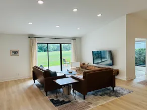 Newly Renovated Home with Golf Course Views - Image 5