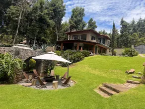 Spectacular house overlooking the Valle de Bravo mountain - Image 2