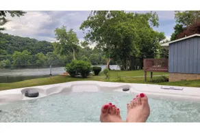 New River Riverfront | Hot Tub + Kayaks | Near VT - Image 2