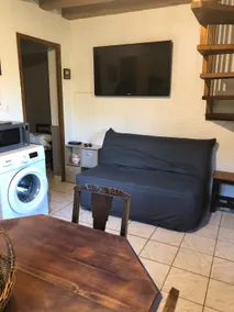 Daniel and Bernadette's cottage - Image 2
