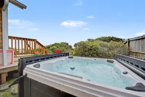 The Rising Tide Oceanfront Cottage- Dog Friendly! - Image 3
