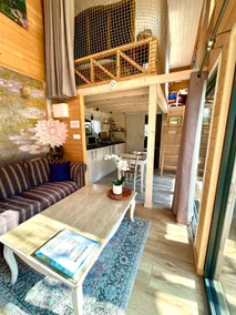 Luxury waterfront spa cabin, Nymphéa - Image 3