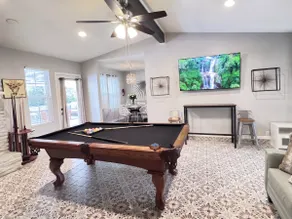 Heated Pool/Spa/Billiard Table/BBQ/Foosball/Domain - Image 3