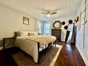 The Island Lake House - Image 3
