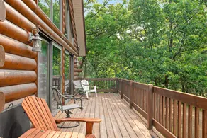 Secluded Dog-Friendly Haven with Firepit & Deck - Image 2