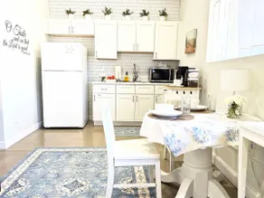 Guest House, Dog Friendly, Fenced Yard - Image 3