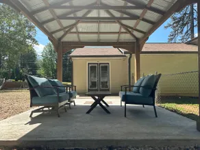 Cozy Duluth Retreat-6 Beds • 6TVs • Prime Location - Image 2