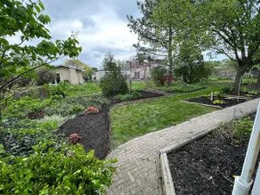 Beautiful home in metro Detroit area/Gameroom 4BD - Image 2