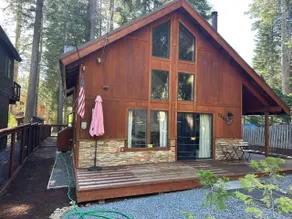 Relax at Rustic Tahoe Charm - Minutes to Lake - Image 2