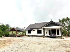 Hannan Homestay Penarek Beach SETIU - Image 3