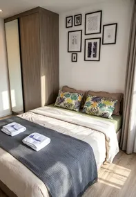 Bangkok Affordable 2 Bedroom Apartment 450m 5 min to BTS Puchao Station for 4 people | Sky Pool | Gym | Wifi | Samrong - Image 5