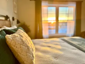 Shoreline Retreat House - Image 4