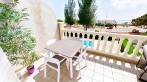 An apartment with a sea view, pool and parking - Image 4