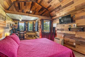 Little Sugar Shack private romantic hot tub w/view - Image 2
