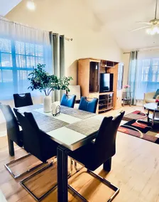 Spacious 3BR/3BA only 10 min to Masters - Image 3