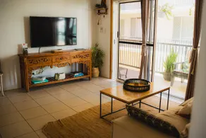 Surf Shack in Iconic Rainbow Bay - Coolangatta QLD (pet friendly) - Image 3