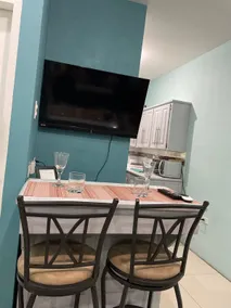 El Carmen modern Apt, 6 mins from Airport. (Up#5) - Image 2