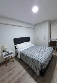 Private Flat | Wifi | Hot Water | Smart TV - Image 4